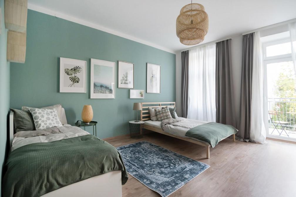 Caring Family Apartment Close To The Center Wina Bagian luar foto